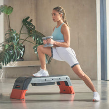 Lade das Bild in den Galerie-Viewer, Reebok Studio Deck - Schwarz und Rot